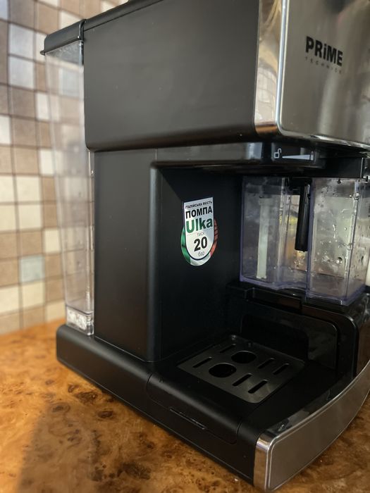 Продам кавову машину Prime