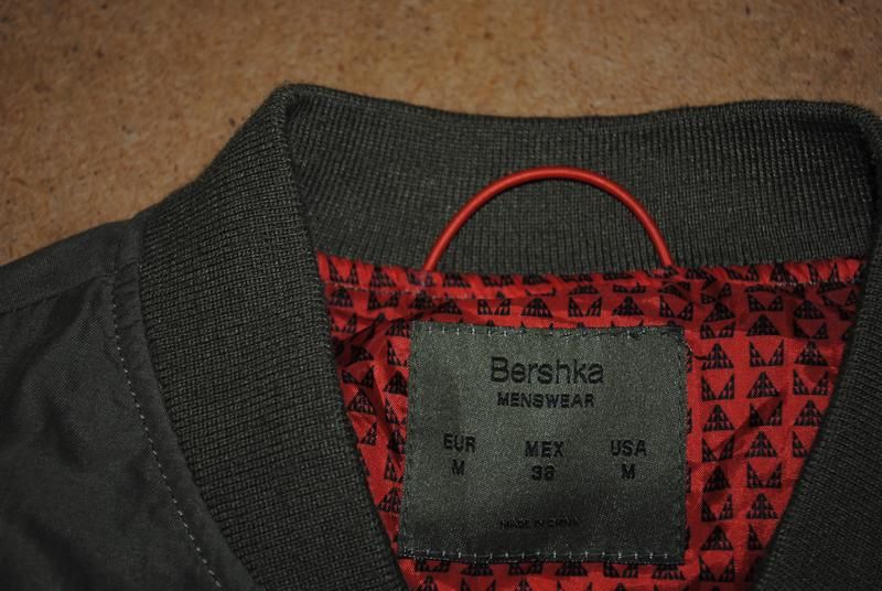 Мужская ветровка куртка бомбер bershka m