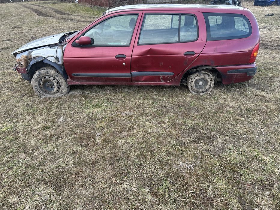 Renault Megane 2001 рік 1.9 дизель dci F9Q