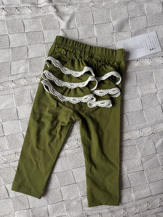 Getry legginsy Helen falbanki kokarda brudny roz zielony 68 nowe