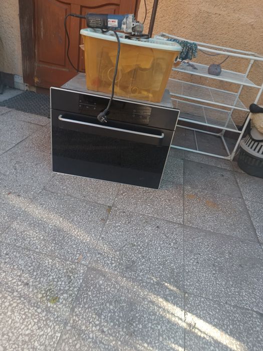 Piekarnik amica pod zabudowę
