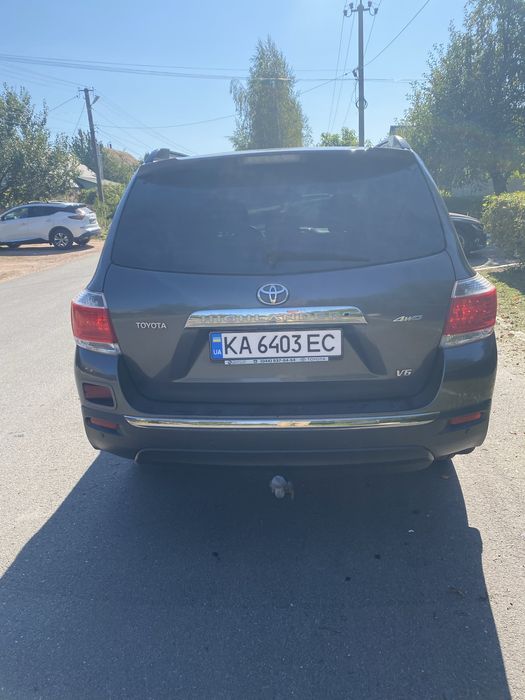 Toyota highlander 2013