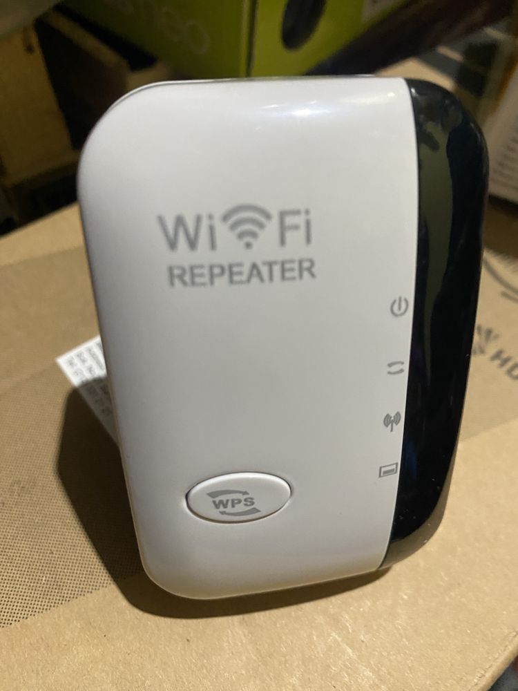 Sprzedam Nowy Wzmacniacz wiFi