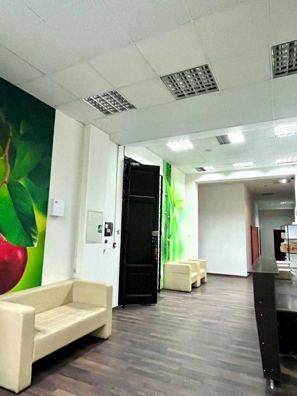 Офіс 62м² в Центрі: метро Хрещатик та Майдан. Бізнес-центр!