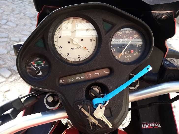 Moto Guzzi 750 Targa