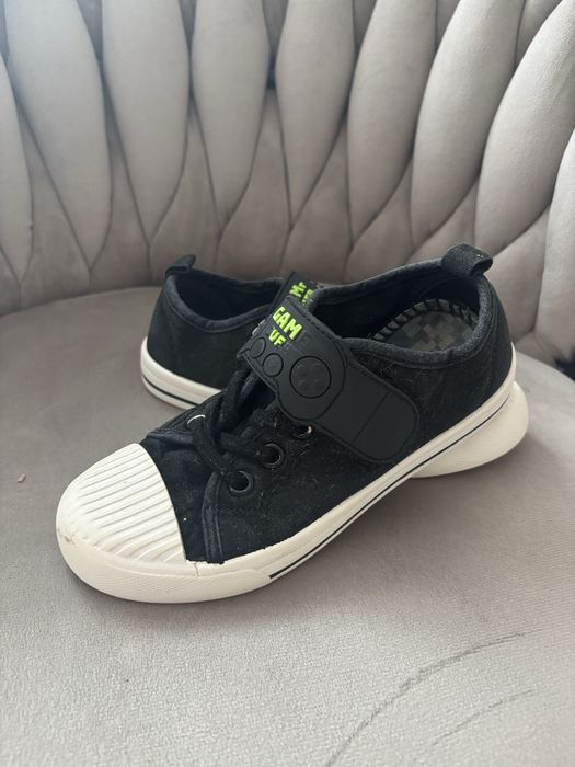 Trampki dla chlopca kapcie na rzep 30 31