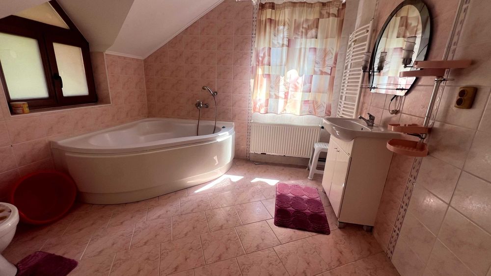 Пропонуємо затишний екологічний котедж у мальовничій Східниці! Гори