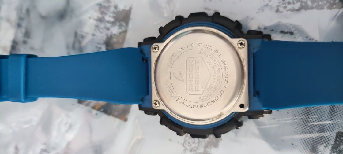 Продам мужские часы Casio G-Shock GA-100