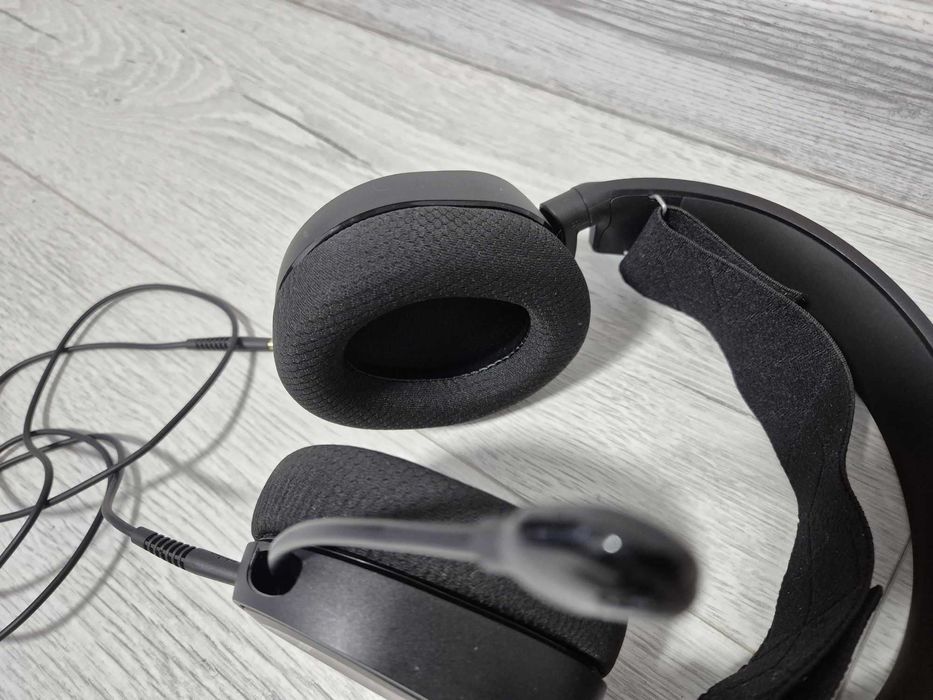 ігрові навушники гарнітура SteelSeries ARCTIS 3 дуже збережені
