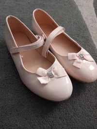 Buty pantofelki r.35