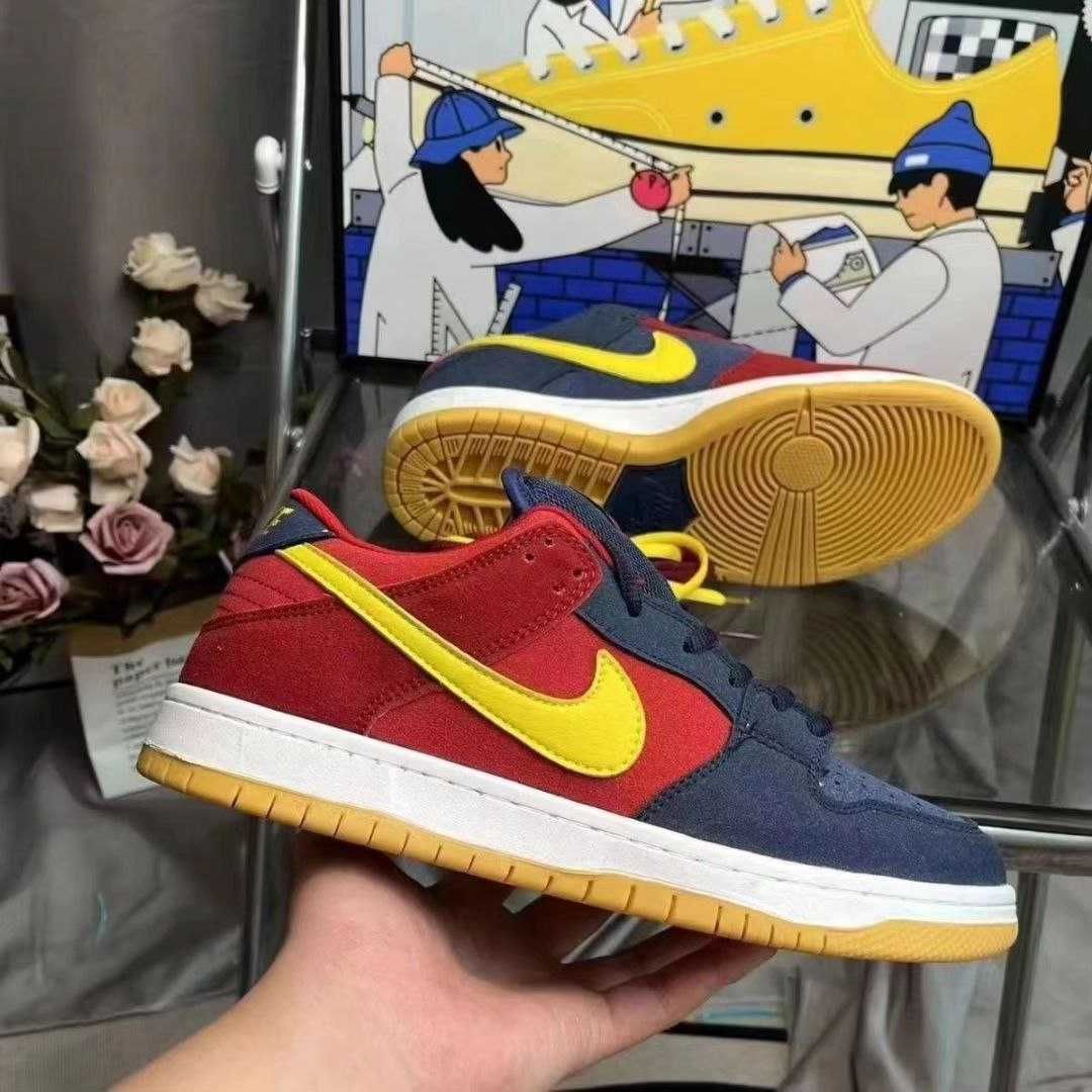 Шкарпетки + кросівки Nike Dunk Low SB Barcelona