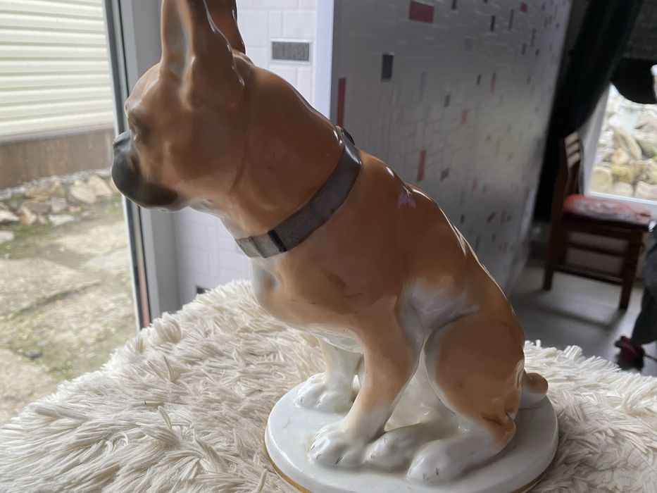 Фігурка собаки порцелянова(20см)
