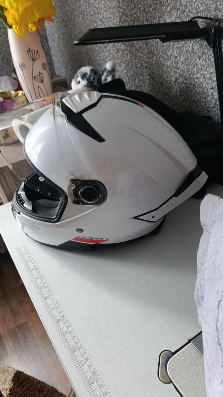 Мотошолом інтеграл MT Thunder 4 SV Solid Gloss White (білий глянцевий)