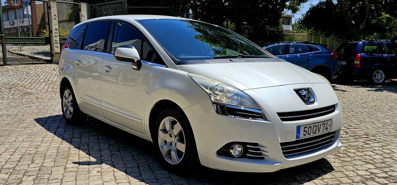 Peugeot 5008 1.6 HDI 7 Lugares