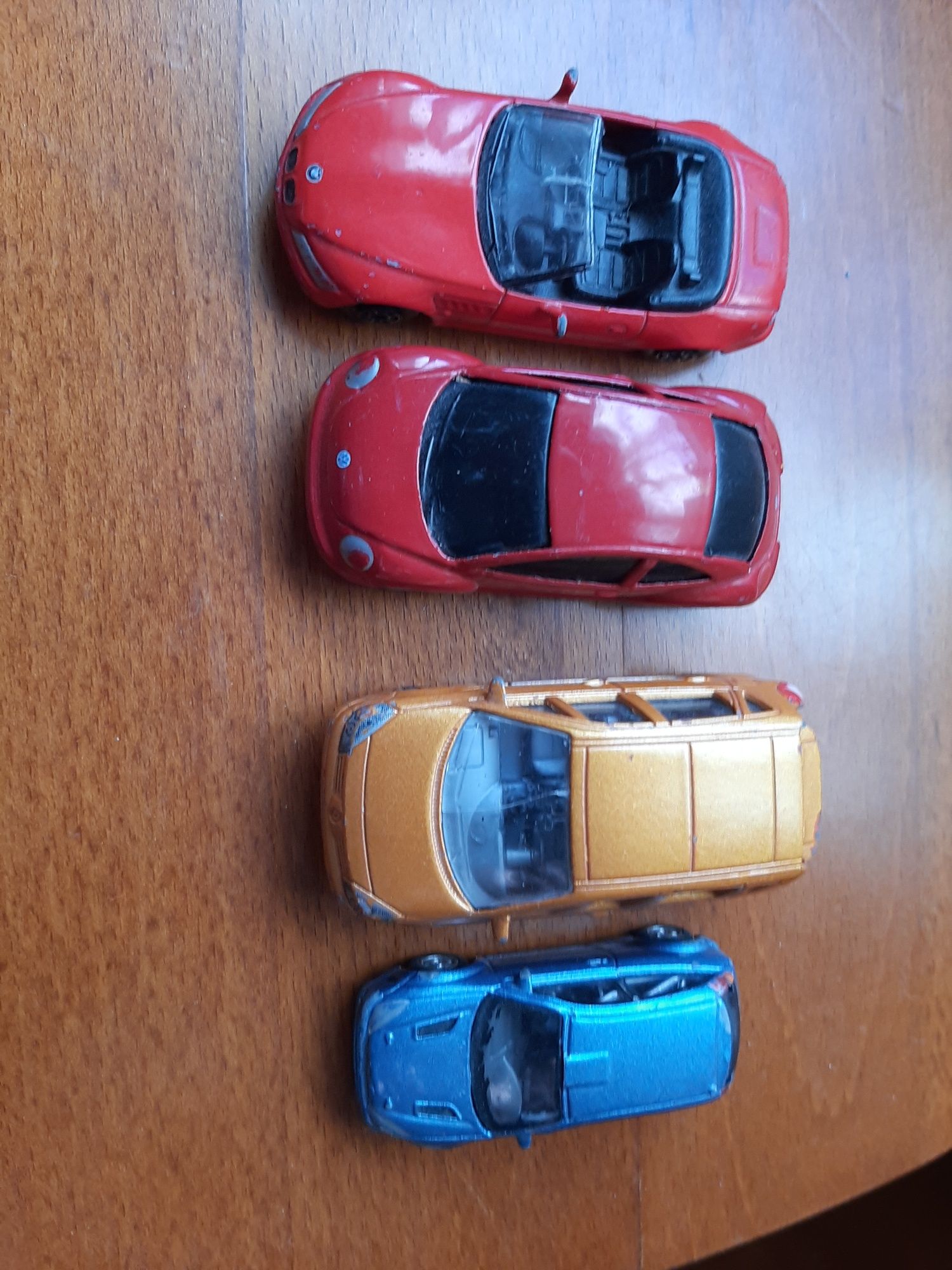 Conjunto de 20 miniaturas carrinhos/carros avioes jipes