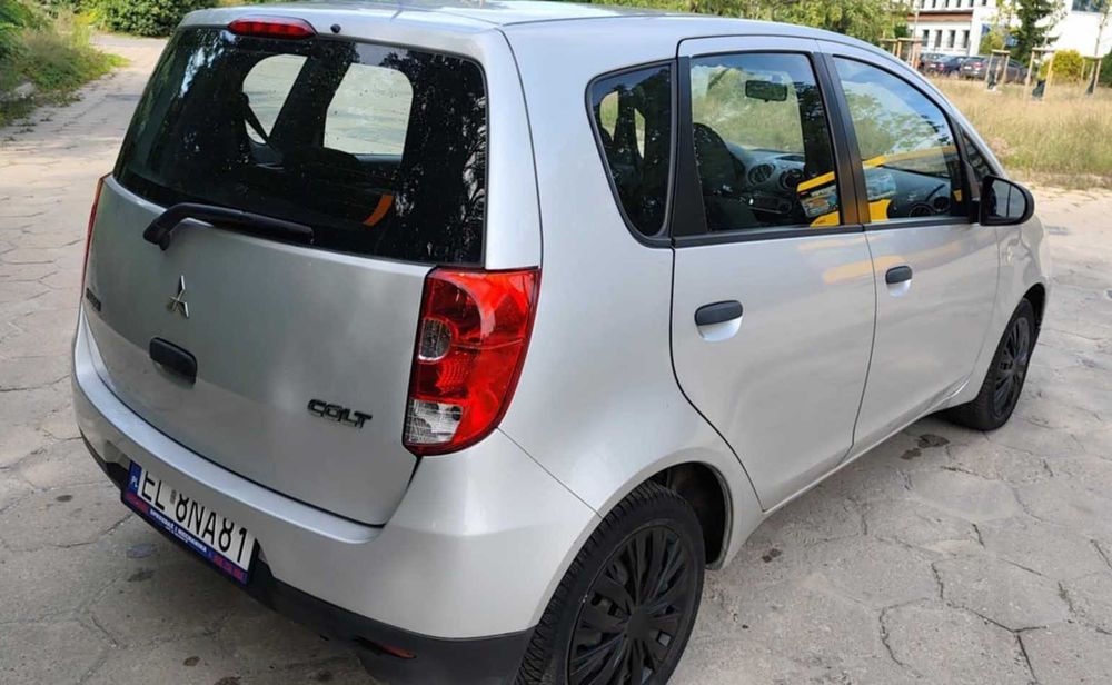 MITSUBISHI Colt 1.1 2009r.