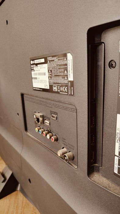 Smart tv 43cale LG z Wi-Fi, 4K, HDR, DVB-T2 hevc, REZERWACJA