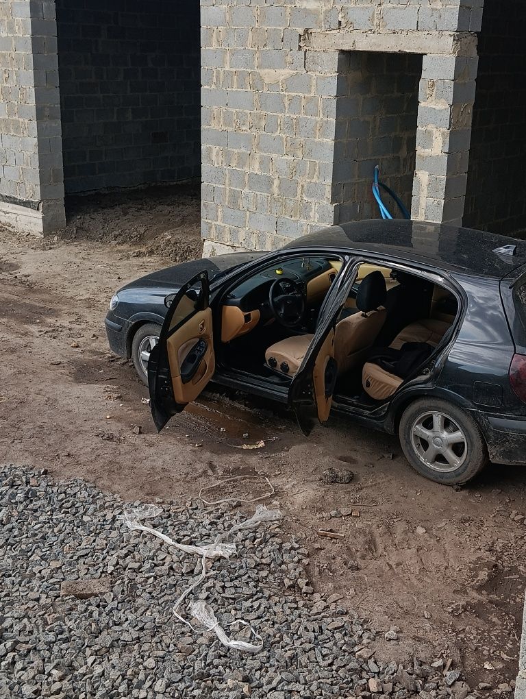 Nissan almera N16