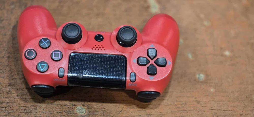 Pad do konsoli PS4 CUH-ZCT2E nowy