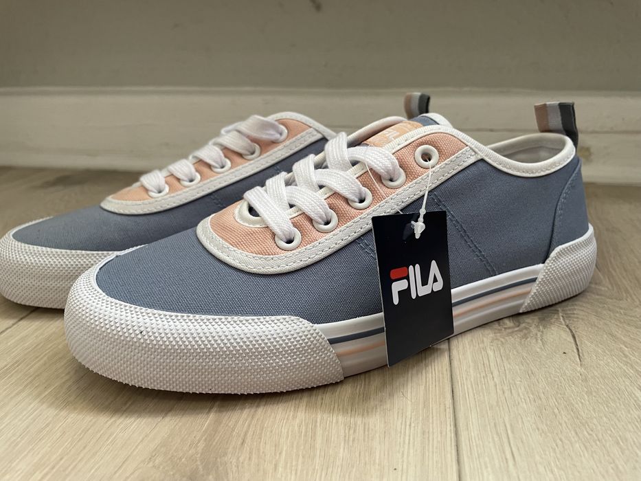 Fila кеди нові кольорові з текстилю