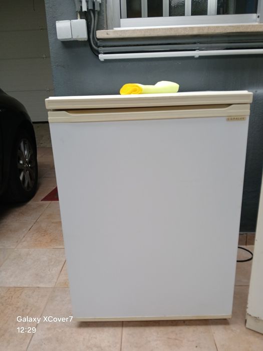 Vendes frigobar Gralux