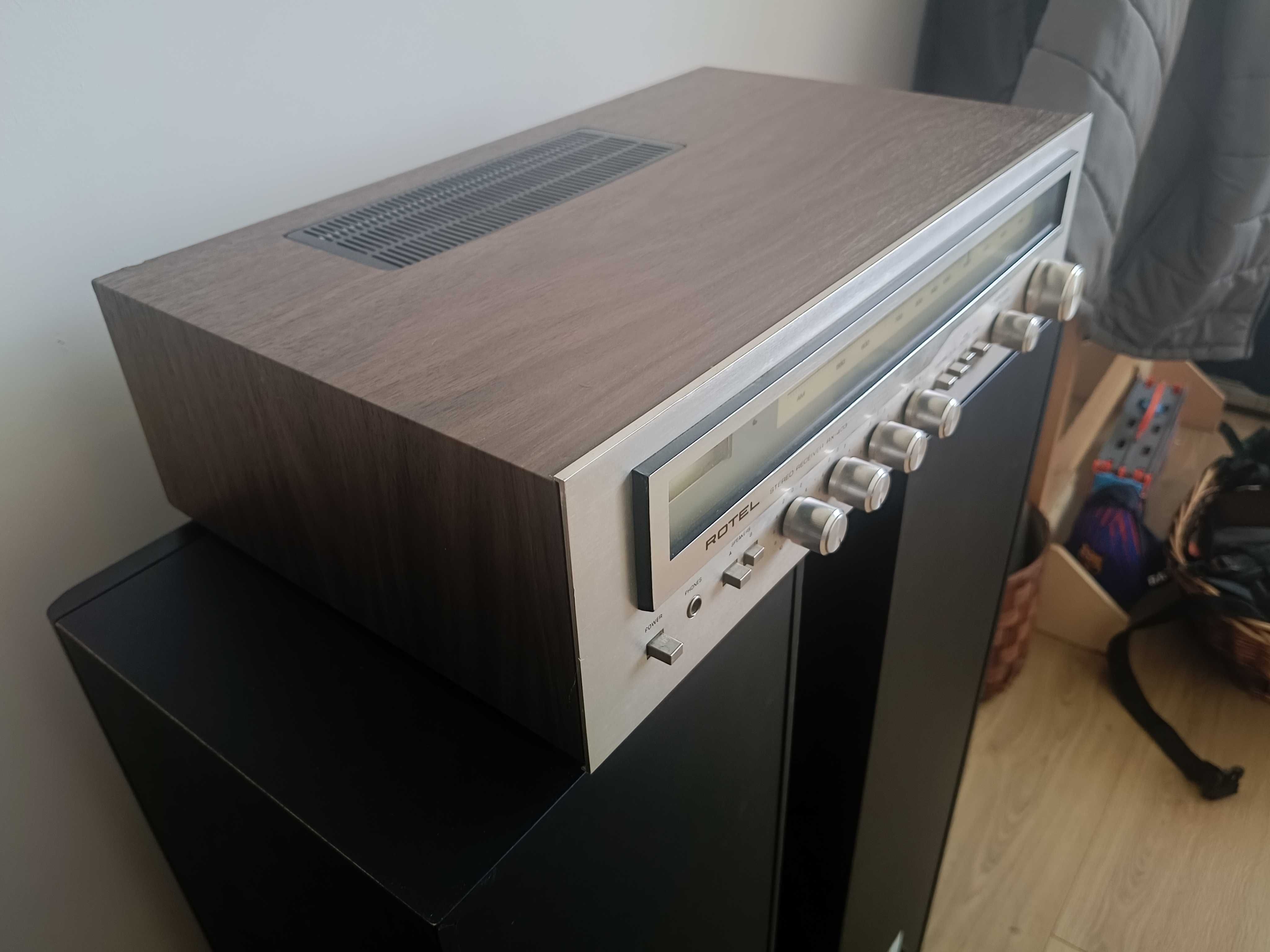 Rotel RX-403 amplituner stereo