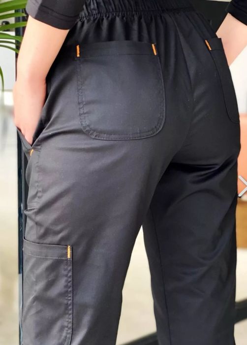 Медичні брюки капрі Акварель