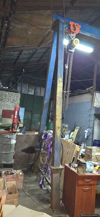 Кран козловий стаціонарний 3 тонни з ланцюговим тельфером 2 тонни