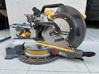 Пила торцювальна акумуляторна FLEXVOLT DeWALT DCS781