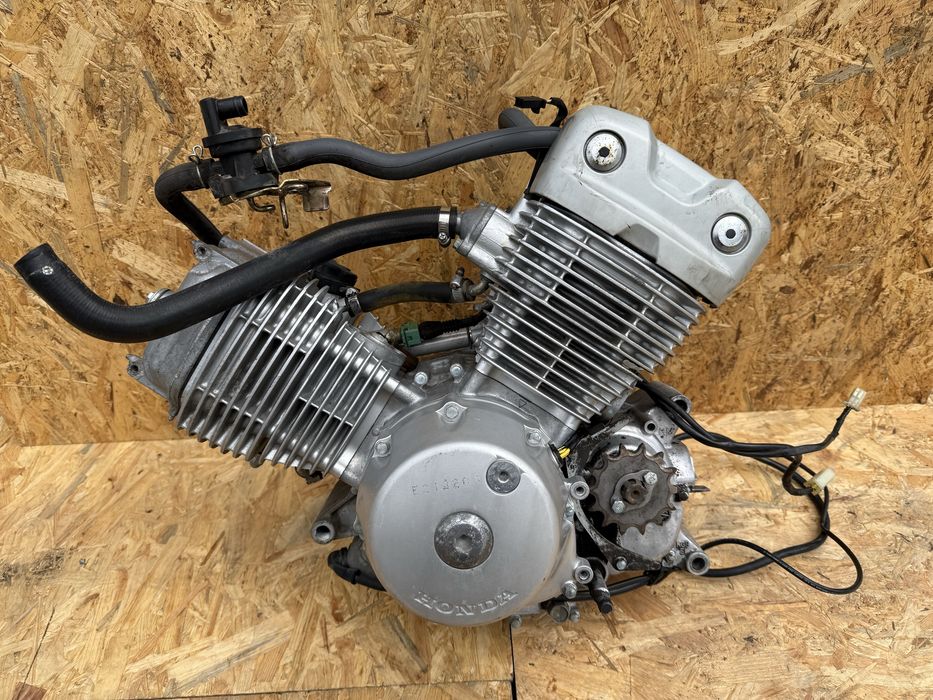 Silnik Honda Varadero 125 XL 125 silnik kompletny 01-06