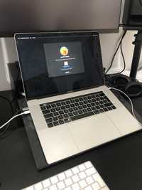 MacBook Pro 15” Intel core i7