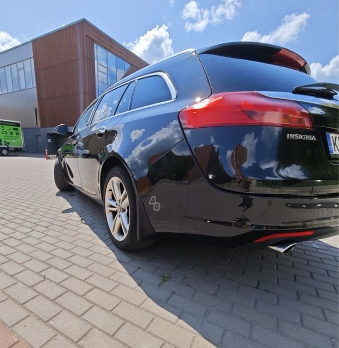 Opel Insignia продам