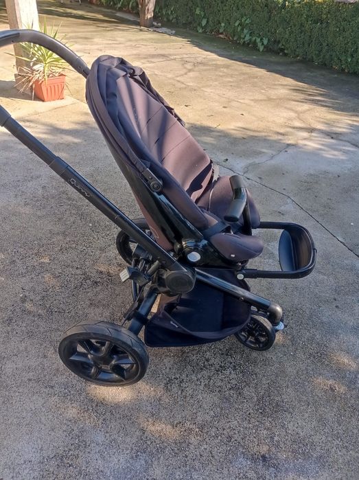 Carrinho bebe quinny