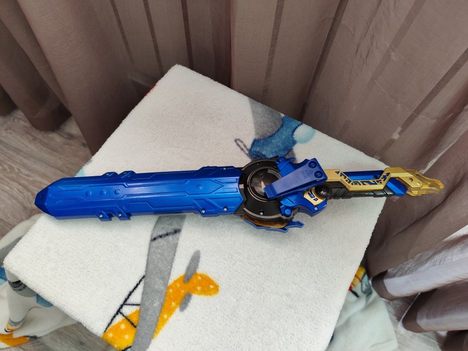 Infinity Nado VI серія Split Series Sacred Shield Double Dragon S