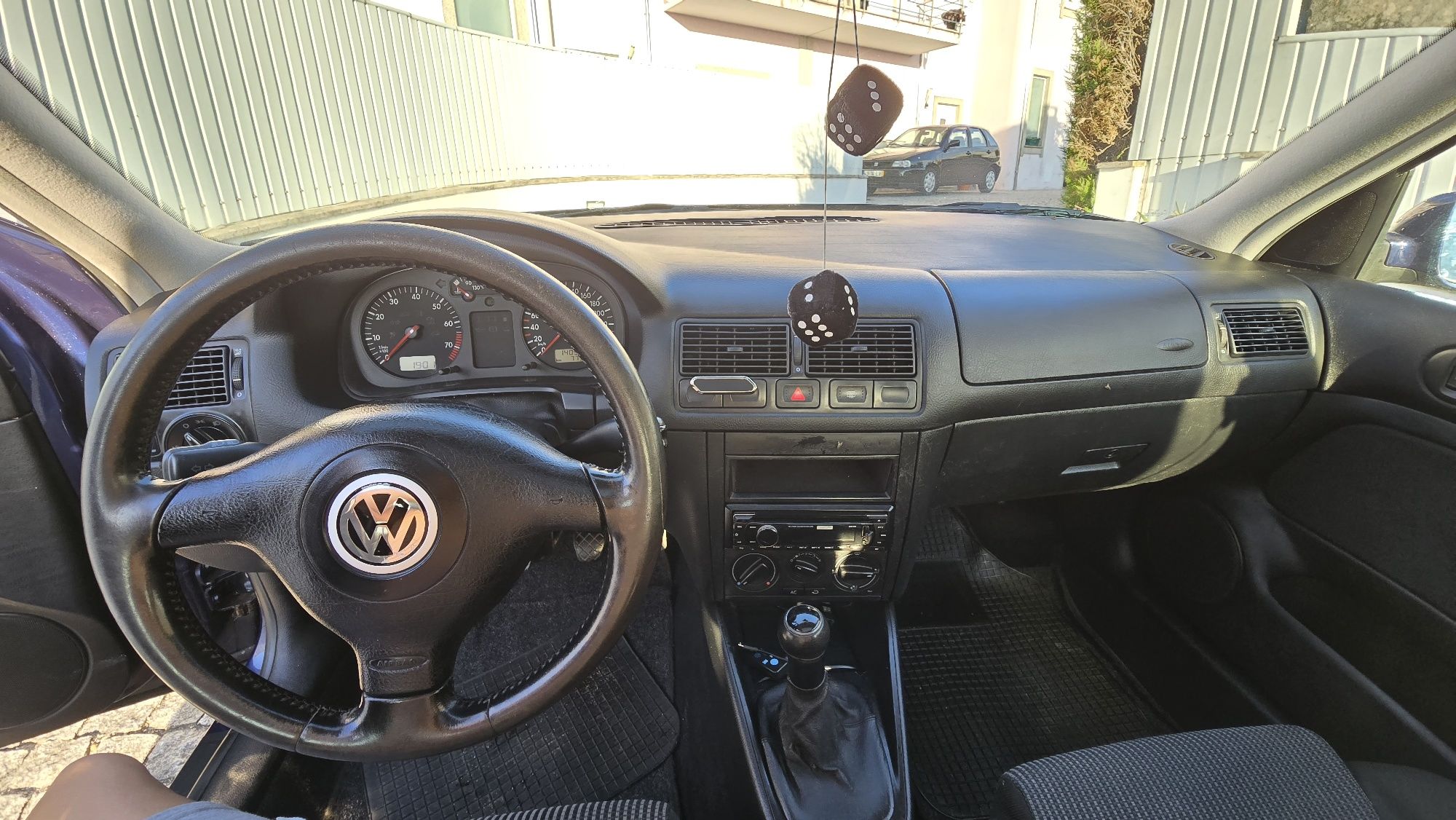 Golf IV 1.6SR Gasolina