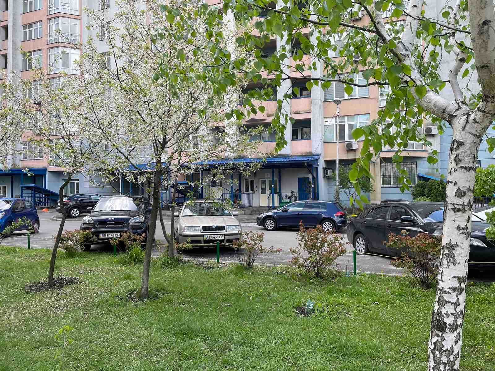 Сдам 2 к квартиру. ул. Ломоносова 58.м. Теремки.