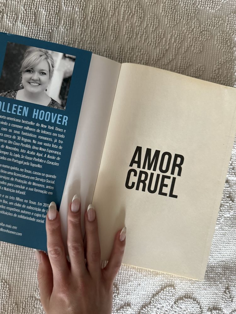 Livro Amor Cruel - Colleen Hoover