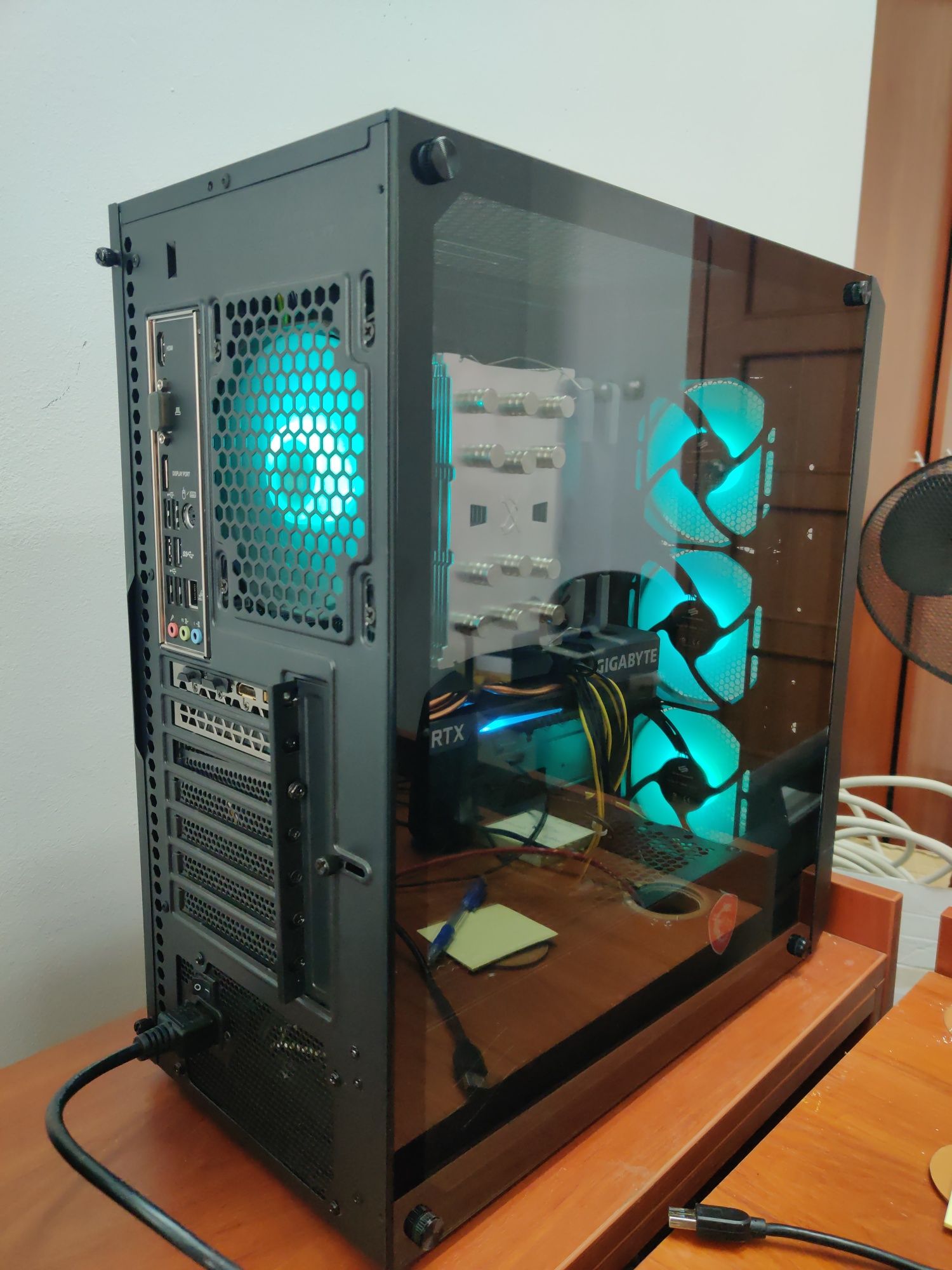 Pc Gamingowy z WiFi, i5 11400f, RTX 3060, 16gb ram