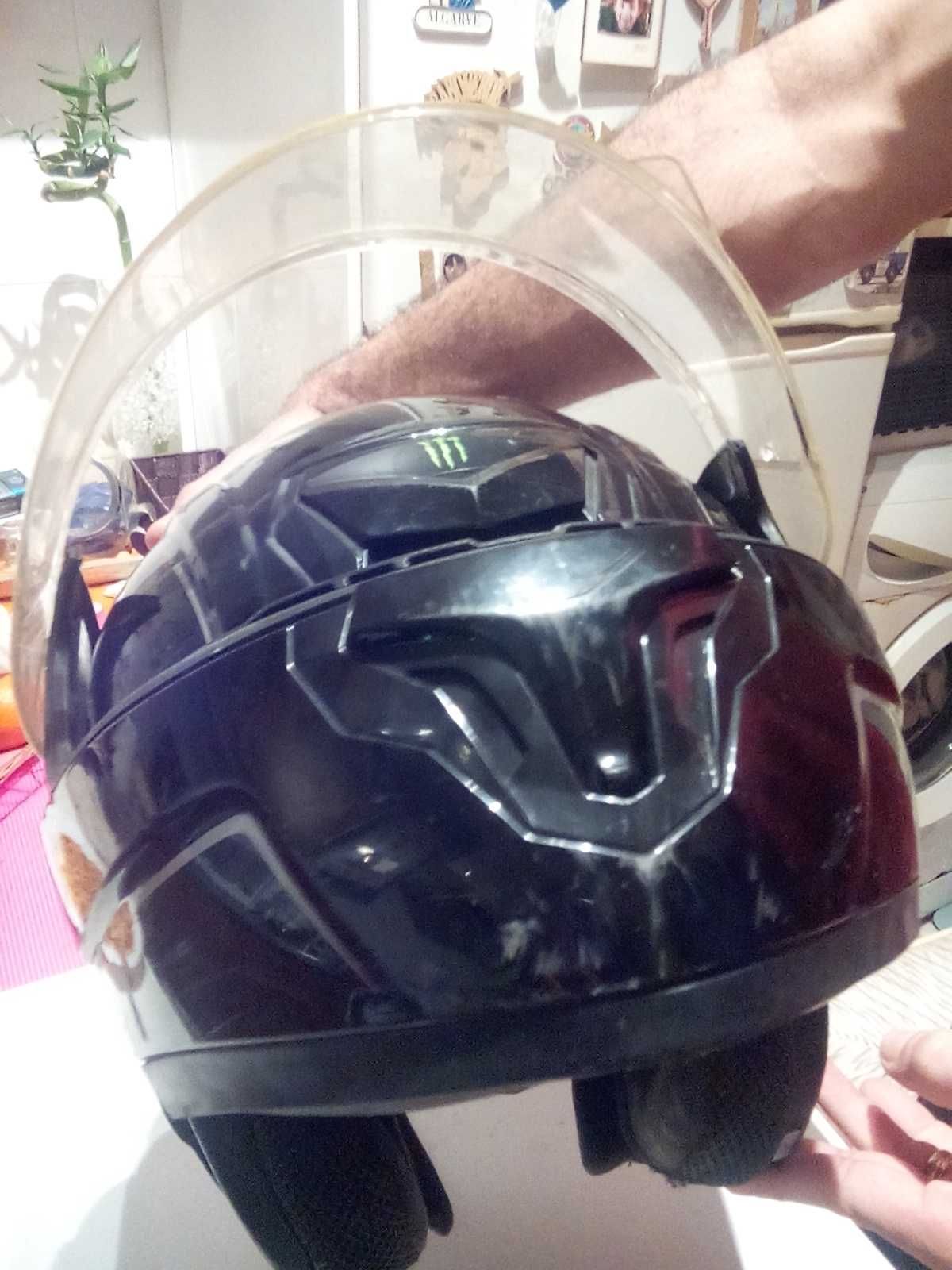 Capacete seminovo