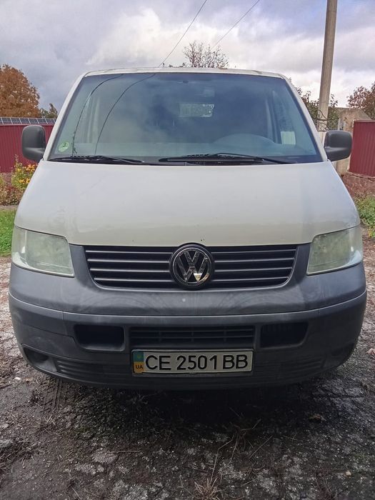 Volkswagen T5 чекає нового власника