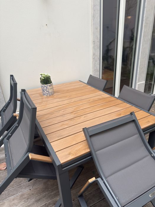 Mesa de jardim extensível