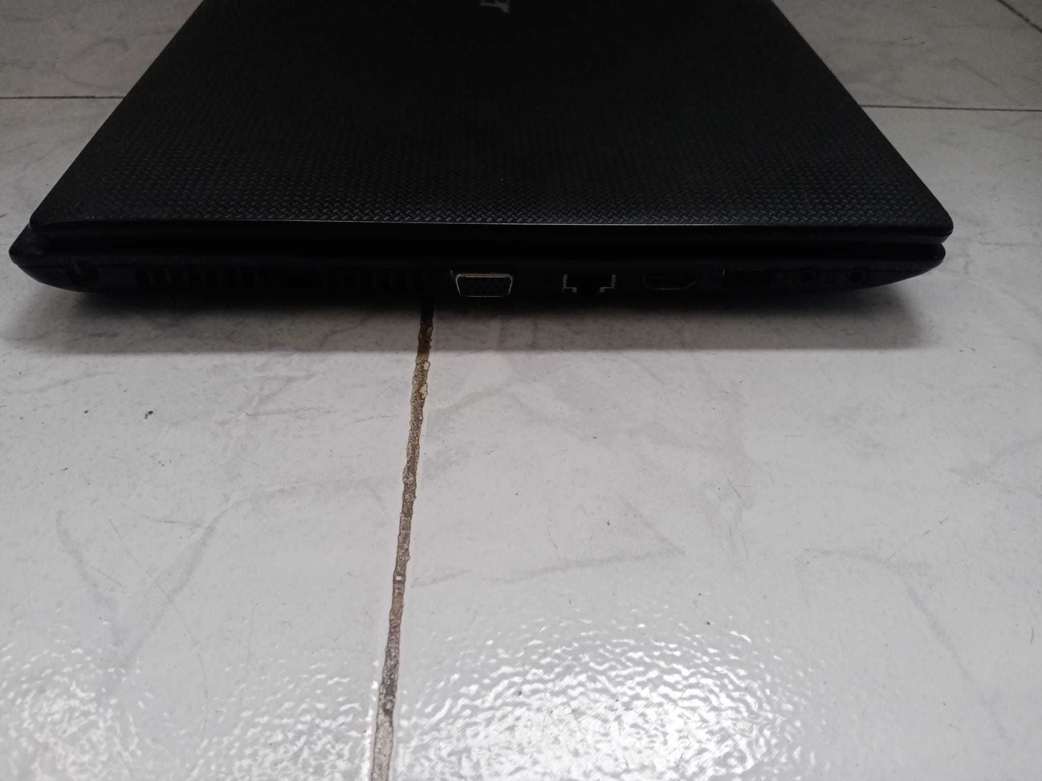 Portátil i3 Acer Aspire 5742