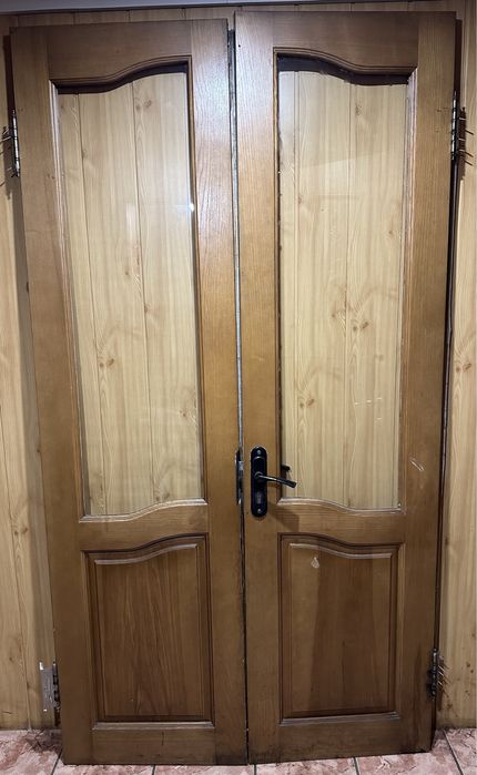 Двері деревʼяні б/у
