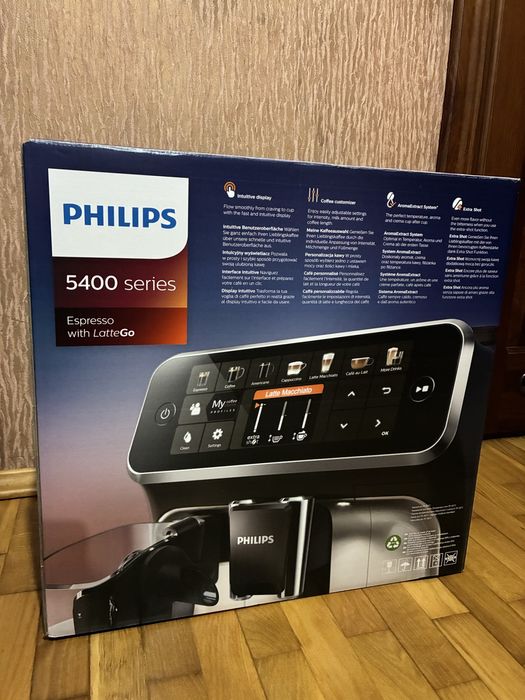 Кавомашина Philips LatteGo Series 5400 Series EP5447/90