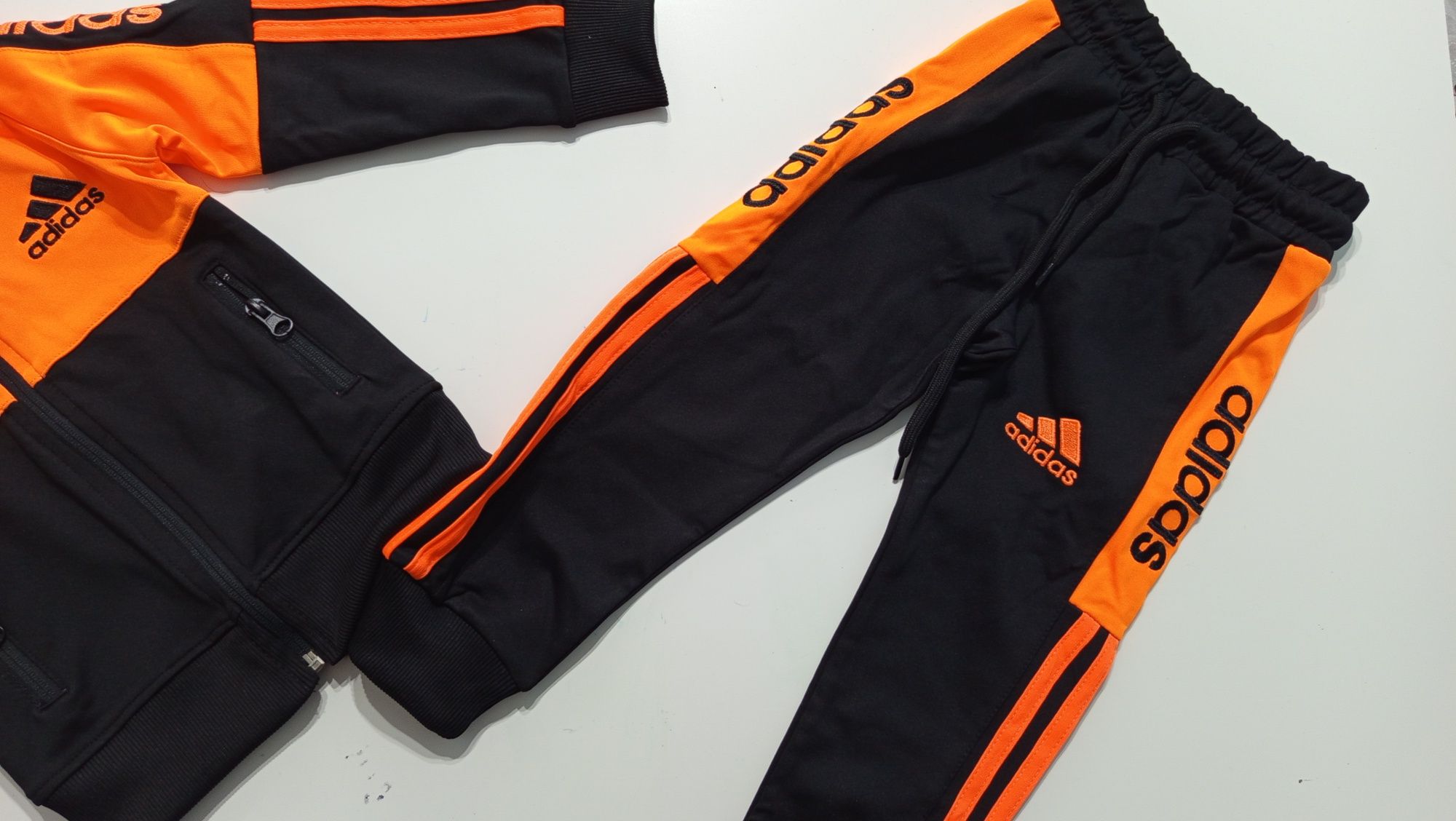 Dres komplet Adidas Nowy rozmiar 98