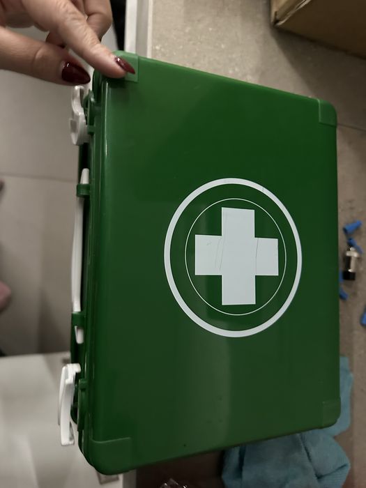 Caixa de Primeiros socorros completa