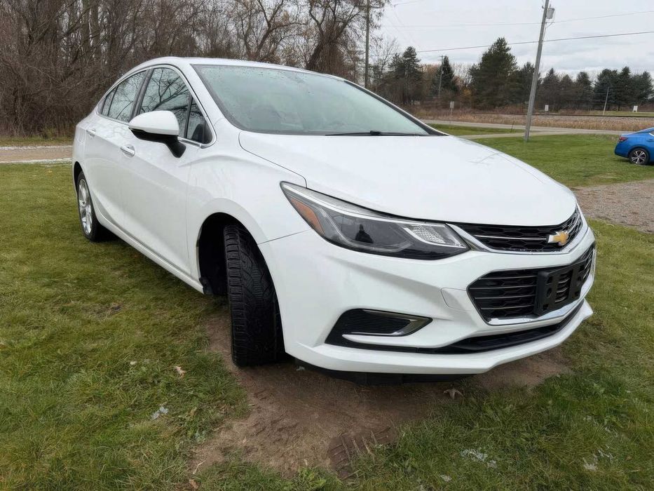 Chevrolet Cruze Premier      2018