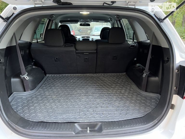 Kia Sorento 2014 v6 7 мест