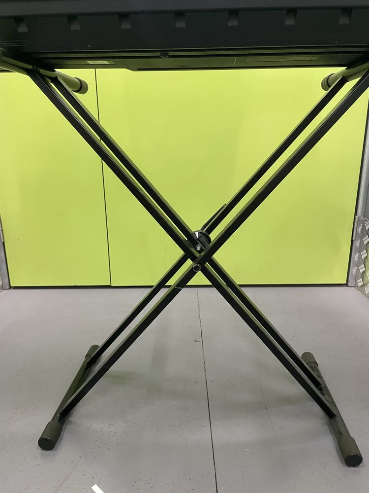 Piano Yamaha P-105