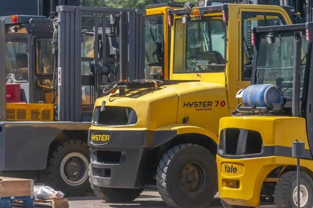 WYNAJEM WÓZKÓW WIDŁOWYCH - wózki dużego udźwigu, boczne, podnośniki